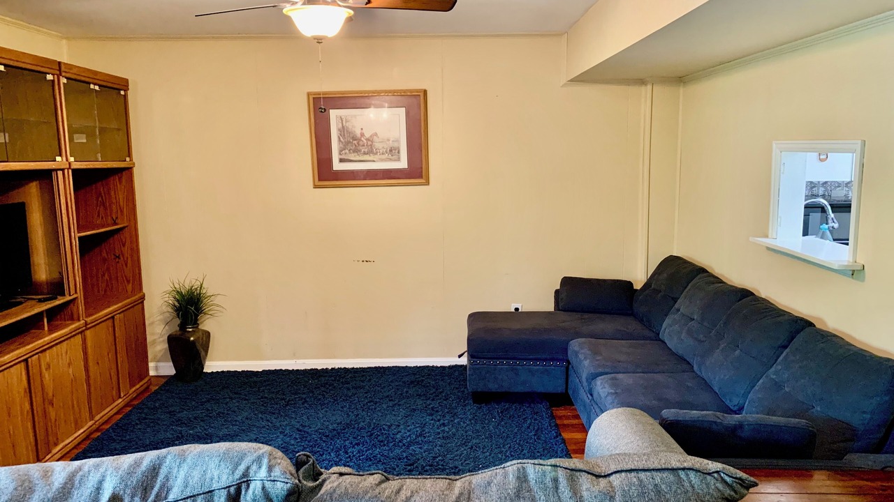 Photo of Livingroom in Aspen Hill