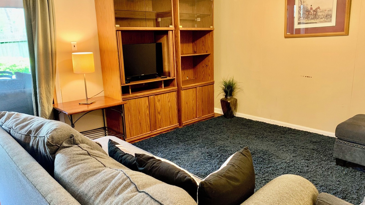 Photo of Livingroom in Aspen Hill