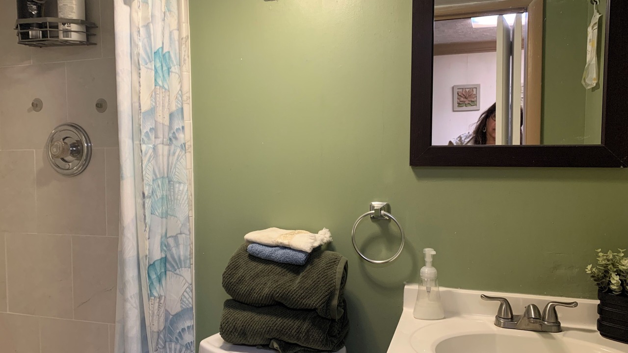 Photo of Bathroom in Aspen Hill