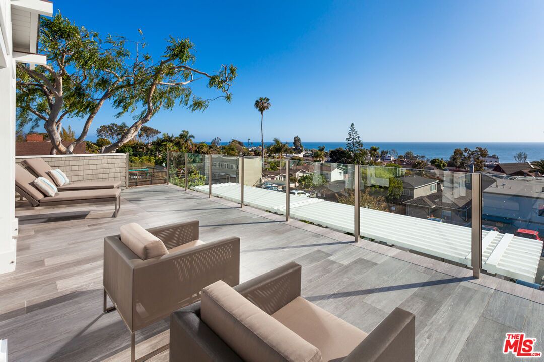 Photo of Patio Balcony in Mystic Hills