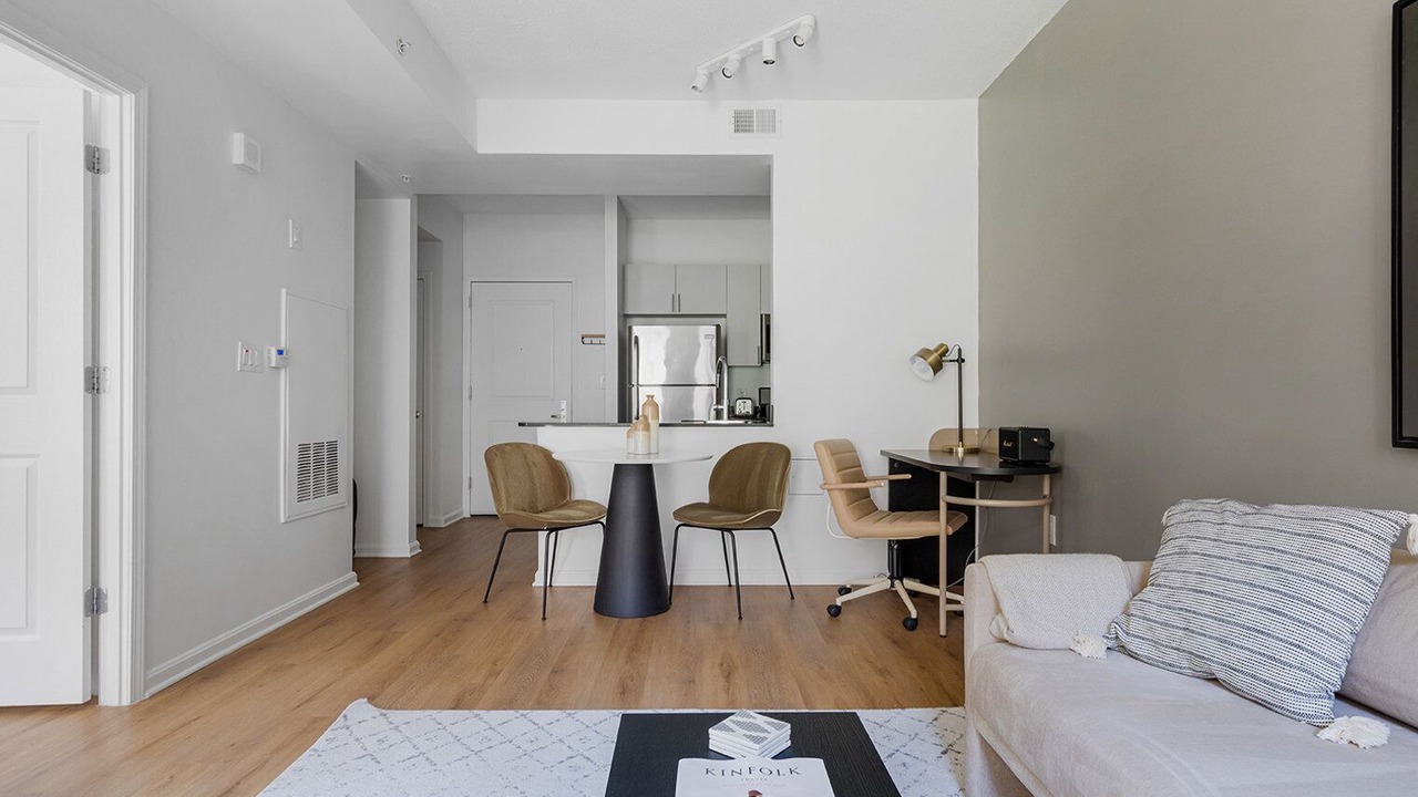 Photo of Livingroom in Cardozo