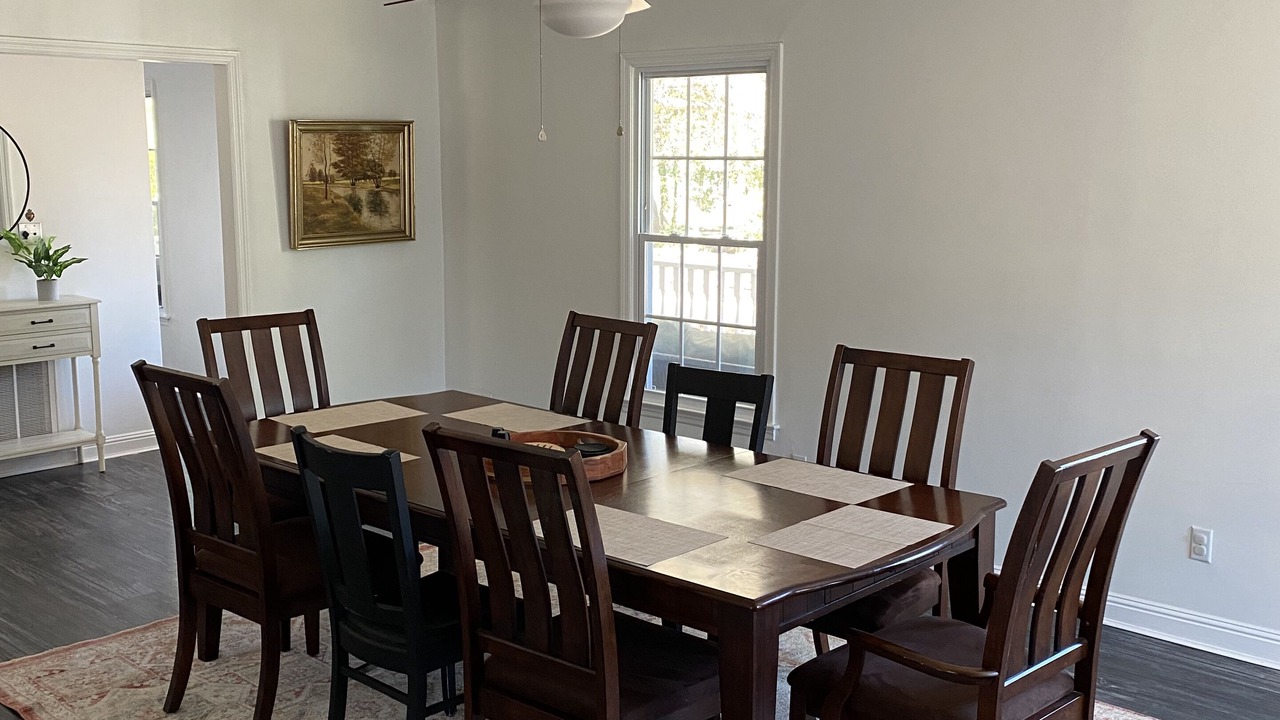 Photo of Livingroom in Mount Pleasant