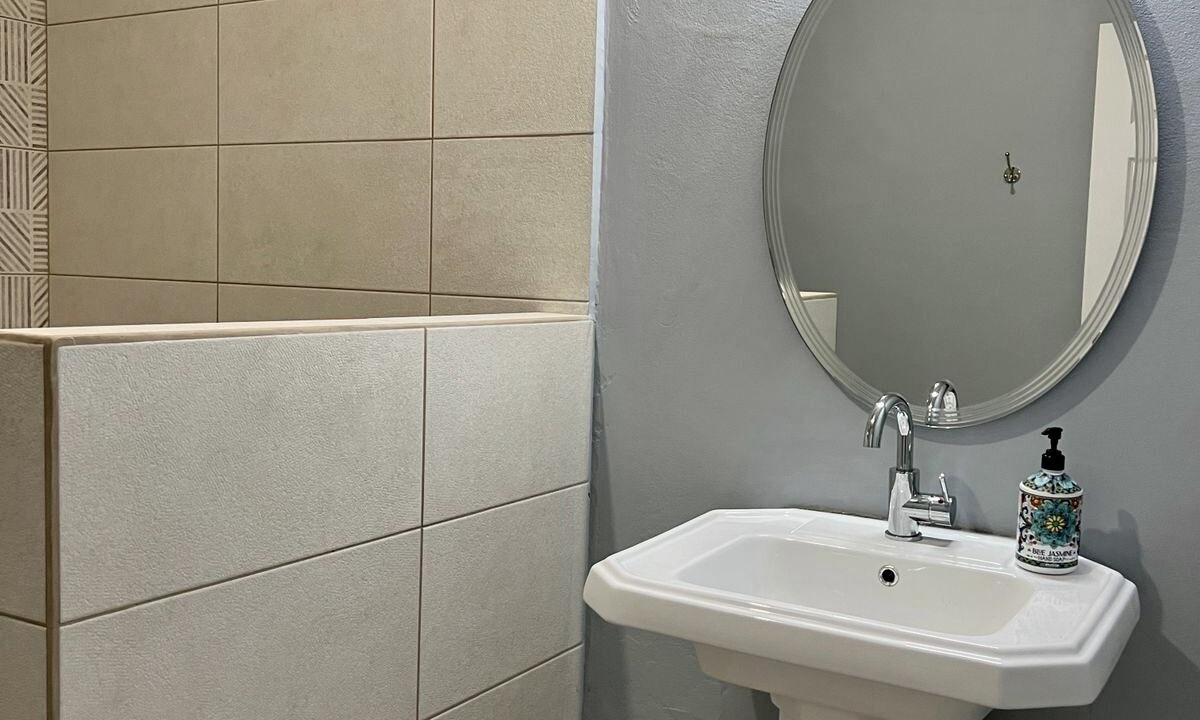 Photo of Bathroom in Arouca