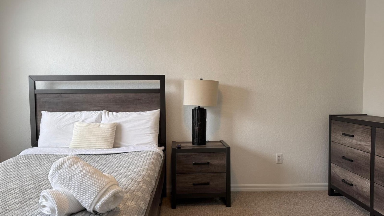 Photo of Bedroom in Venetian Bay Villages