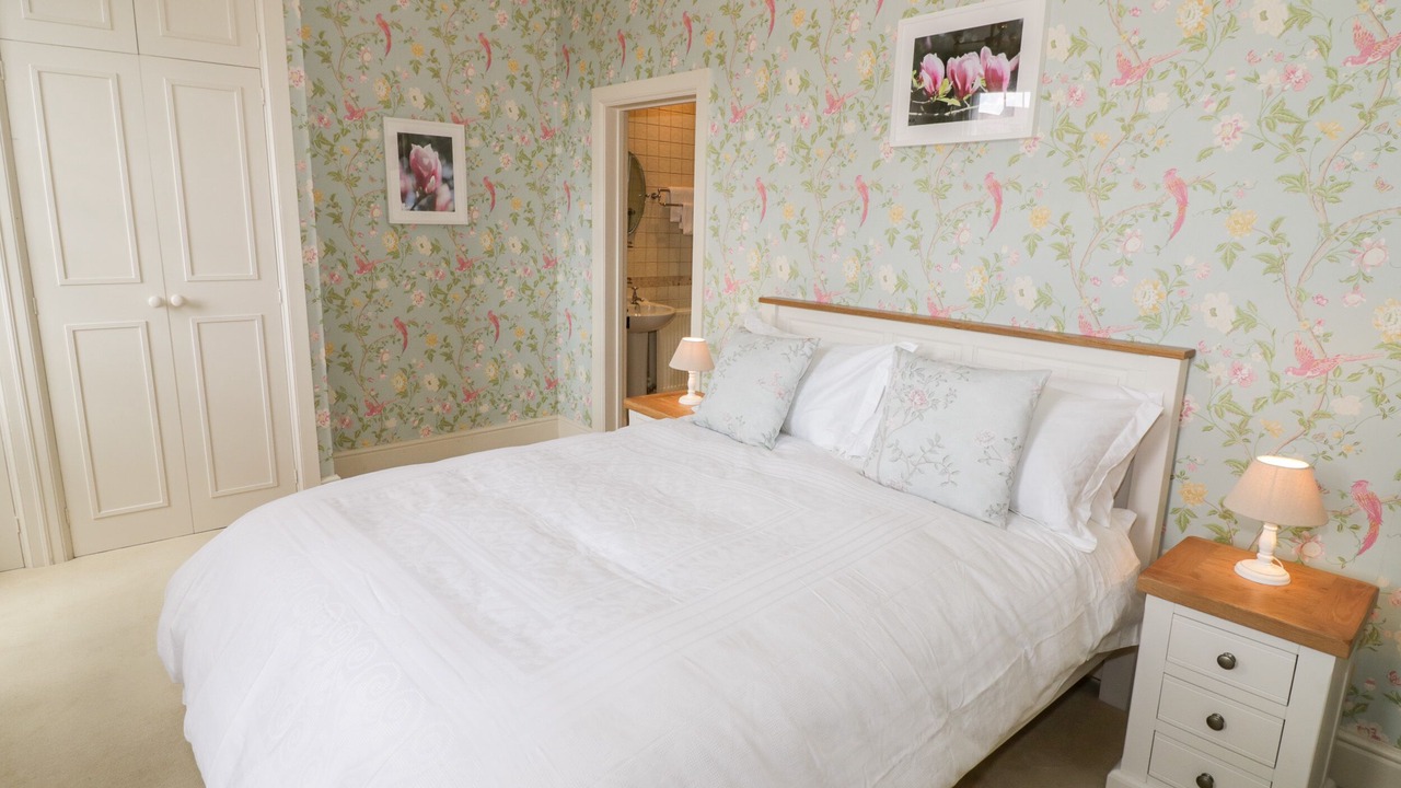 Photo of Bedroom in Shipston on Stour