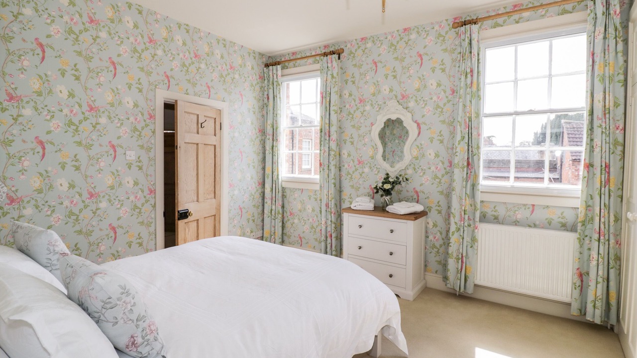 Photo of Bedroom in Shipston on Stour