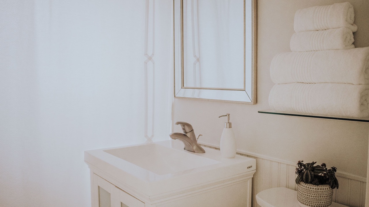 Photo of Bathroom in Okanagan-Similkameen