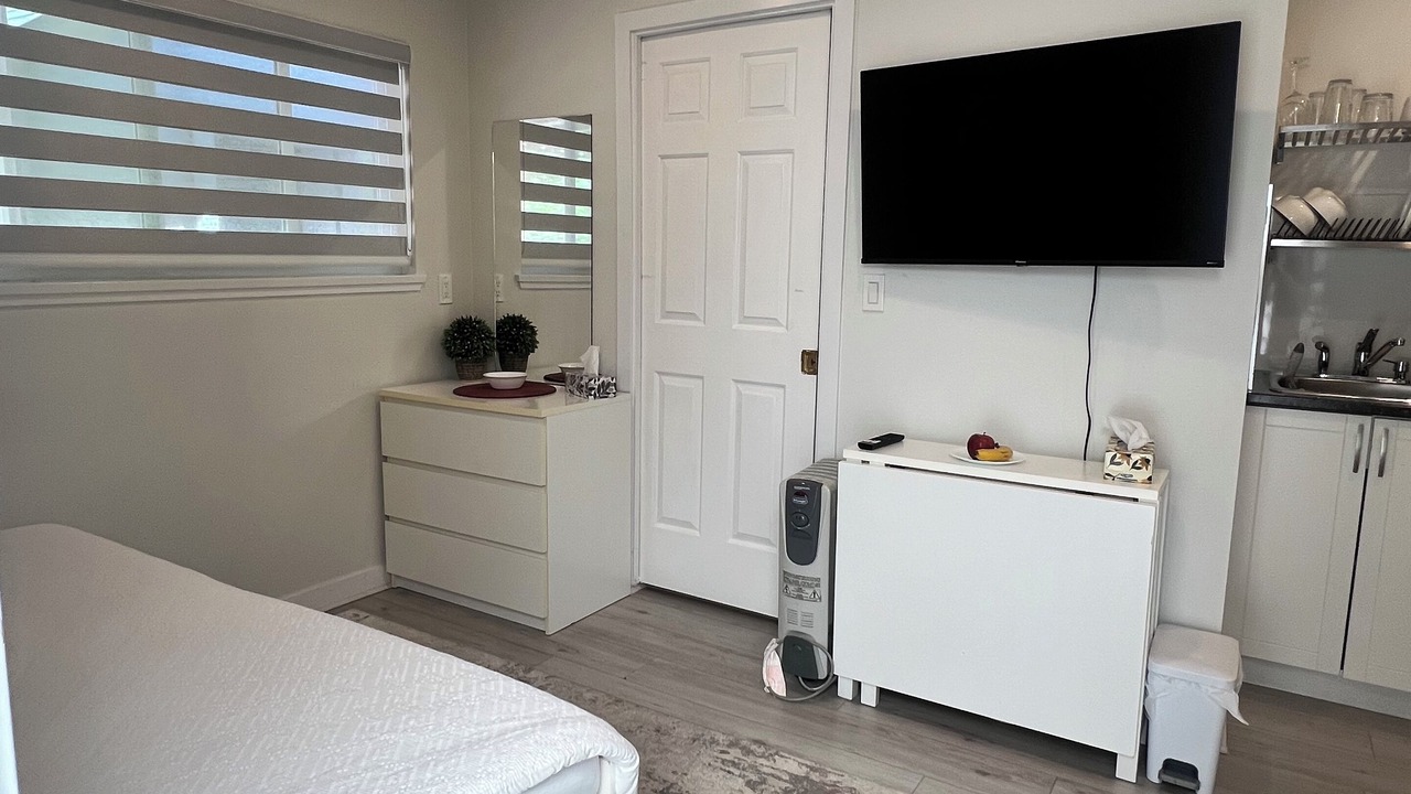 Photo of Bedroom in Canyon Heights
