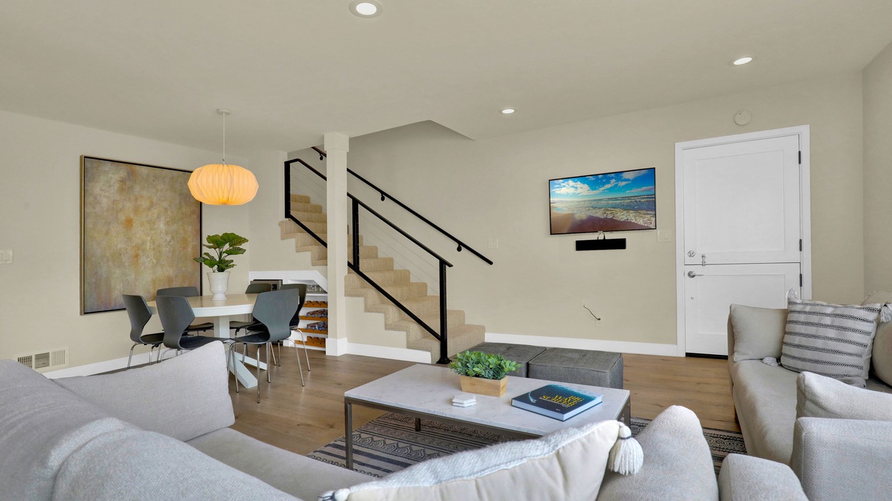 Photo of Livingroom in Santa Ana Heights