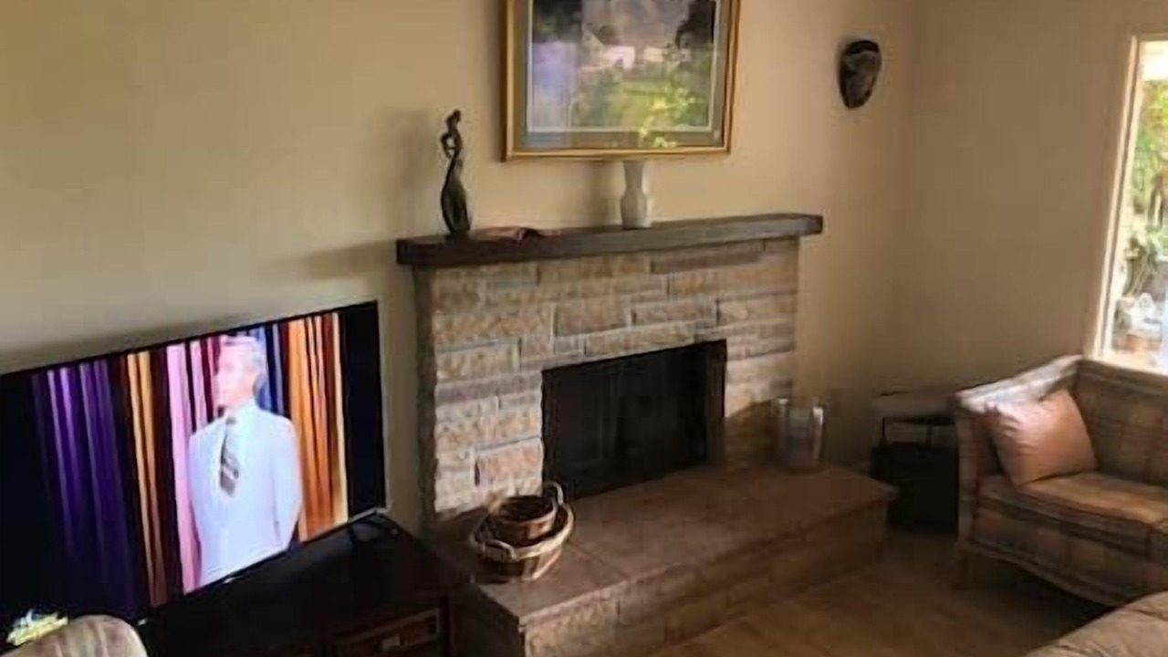 Photo of Livingroom in West Mesa