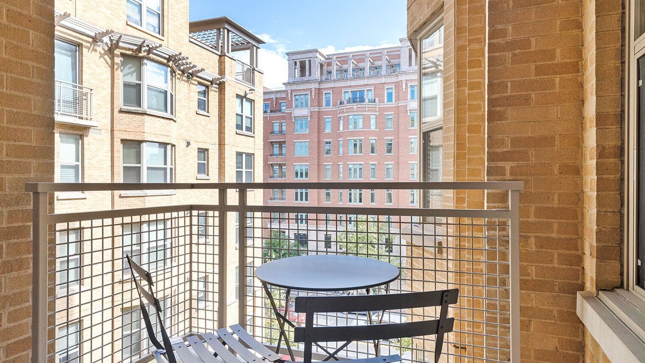 Photo of Outdoor in Cardozo