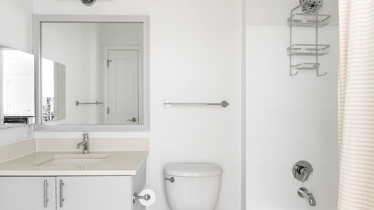 Photo of Bathroom in Cardozo