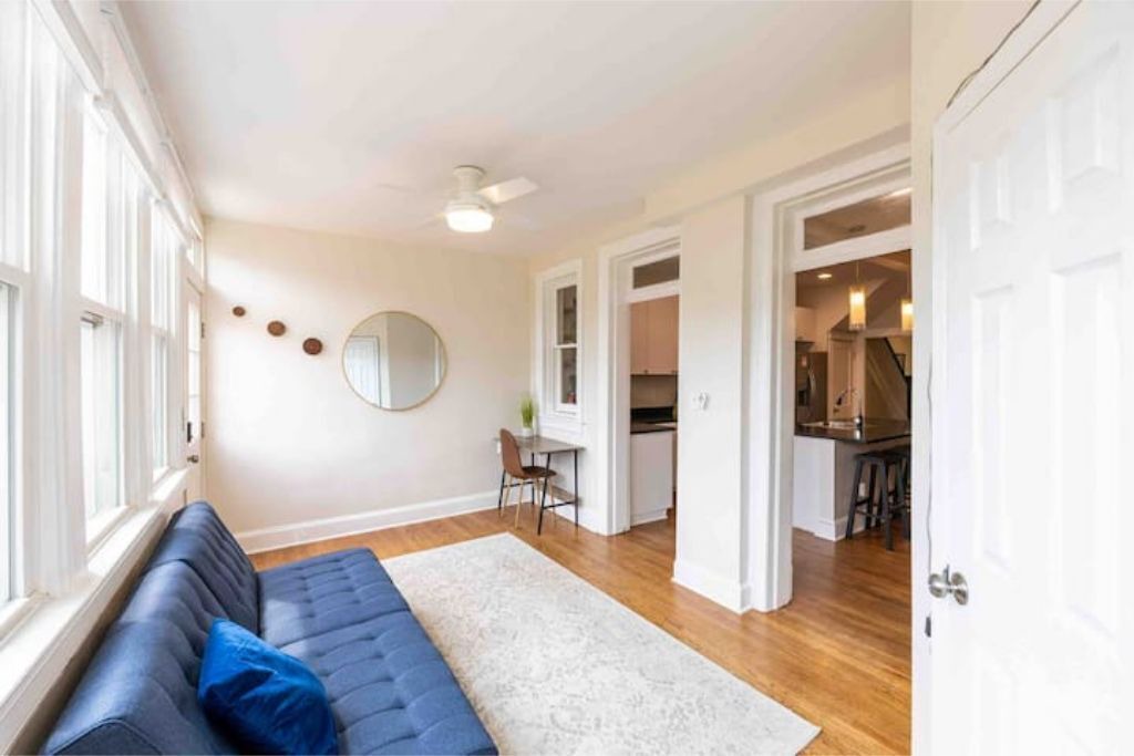 Photo of Livingroom in Petworth