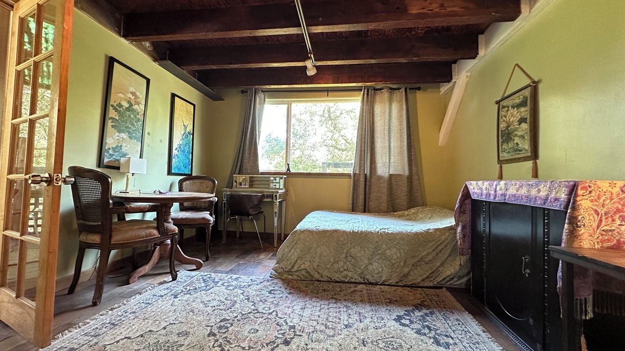 Photo of Bedroom in Topanga