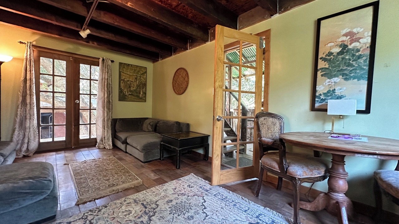 Photo of Livingroom in Topanga