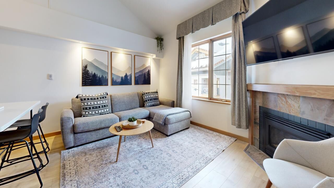Photo of Livingroom in Sun Peaks