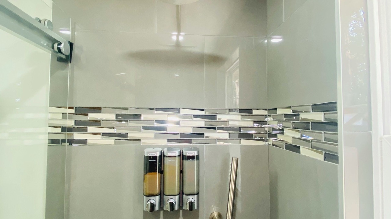 Photo of Bathroom in Prosperity Church Road