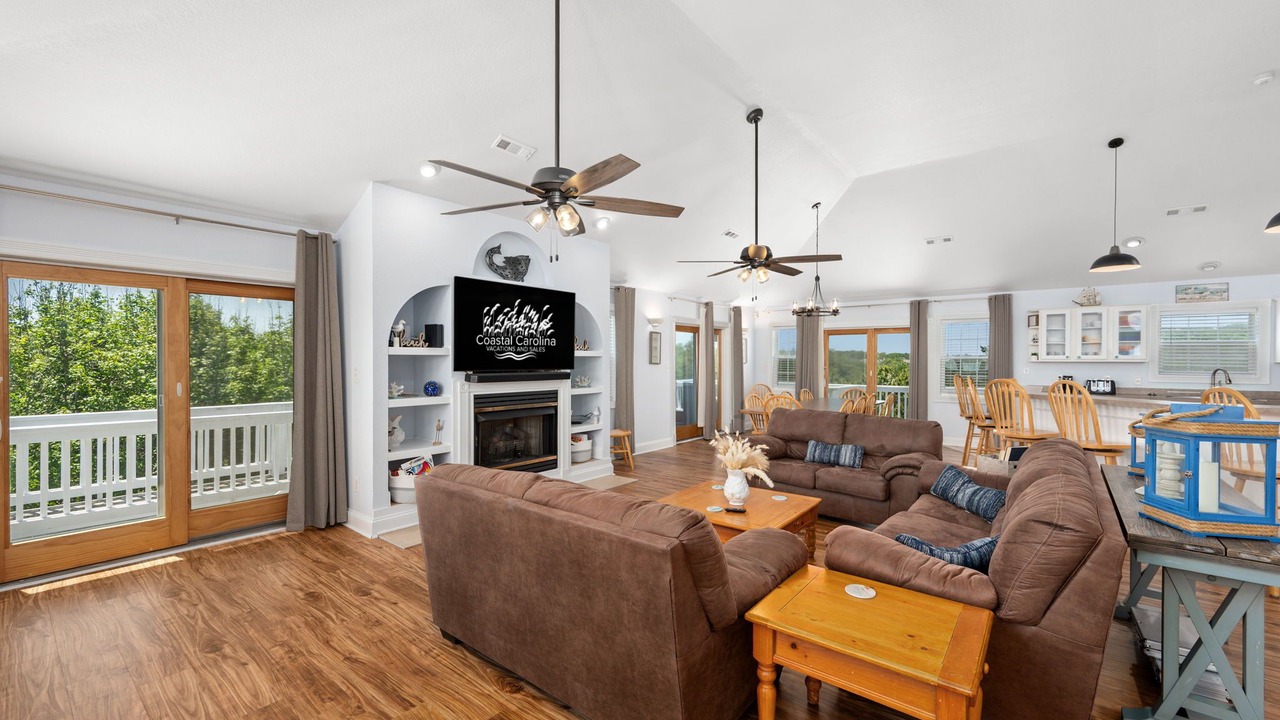Photo of Livingroom in Pine Island
