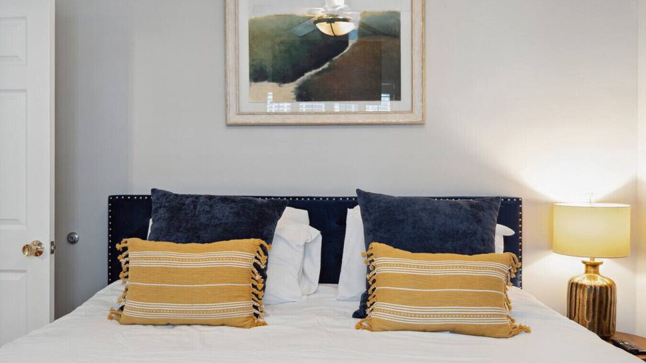 Photo of Bedroom in Westside
