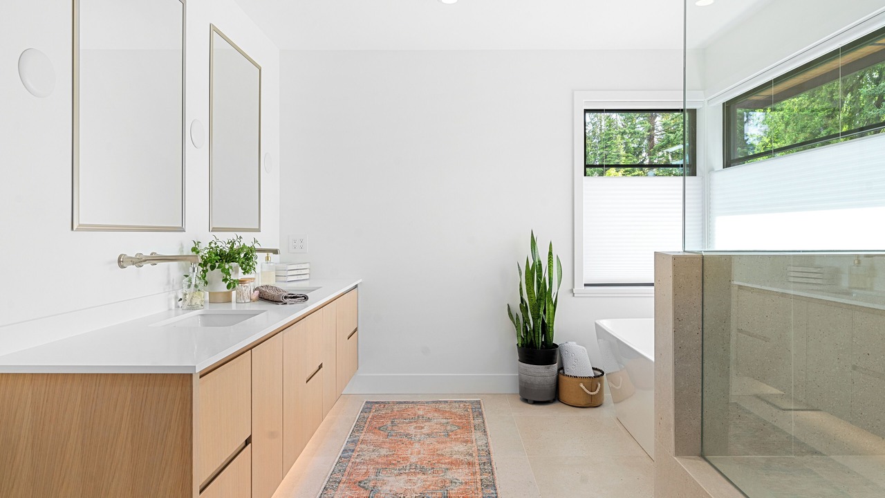Photo of Bathroom in Pemberton Heights