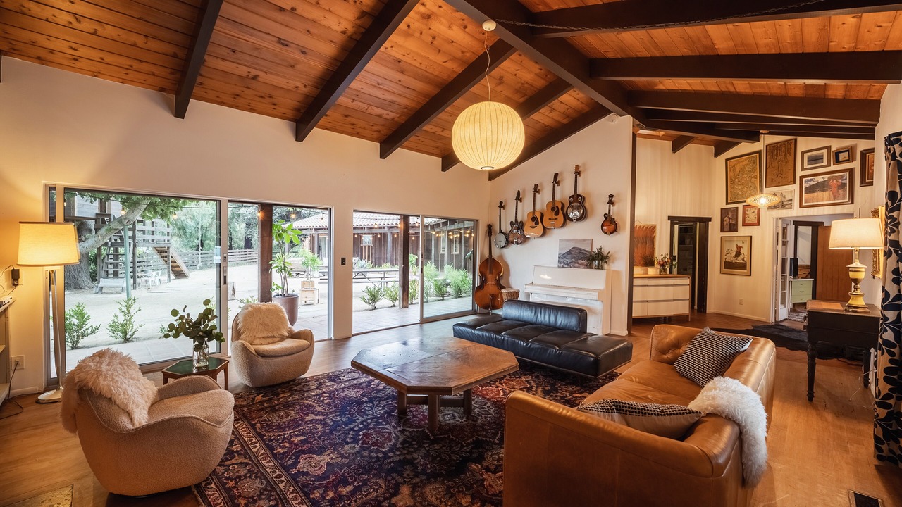 Photo of Livingroom in Camarillo