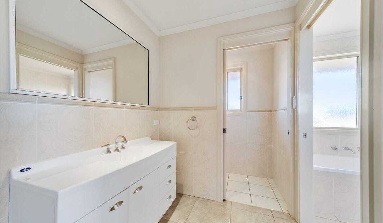 Photo of Bathroom in Springrange