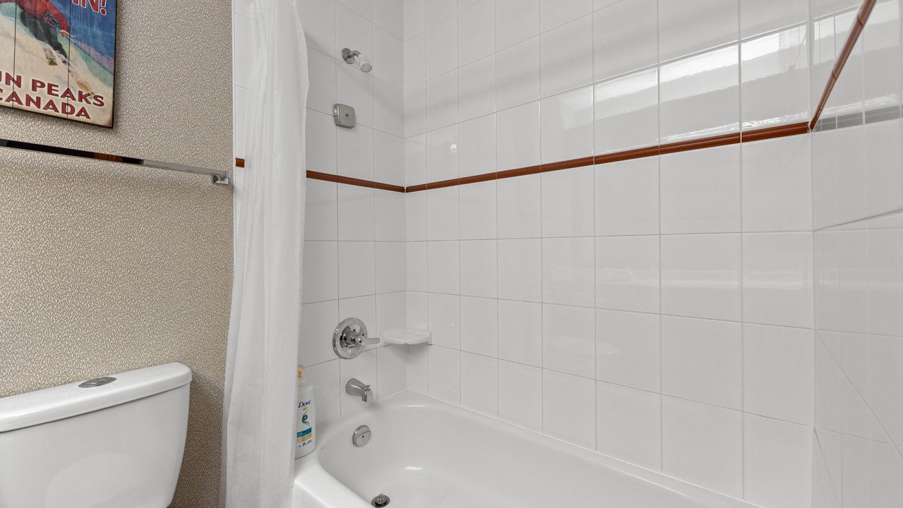 Photo of Bathroom in Fairways