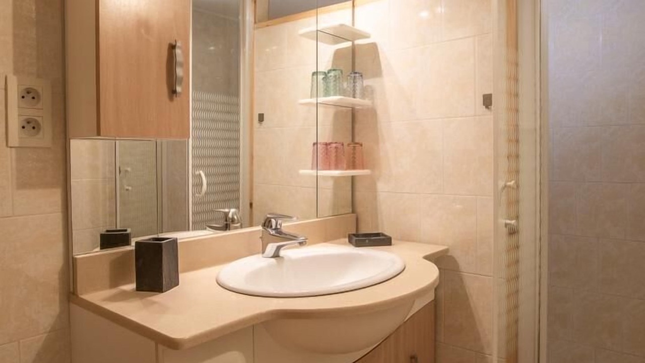 Photo of Bathroom in Queige