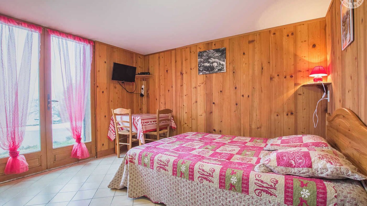 Photo of Bedroom in Allondaz