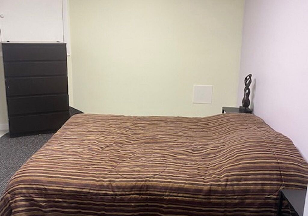 Photo of Bedroom in Aspen Hill