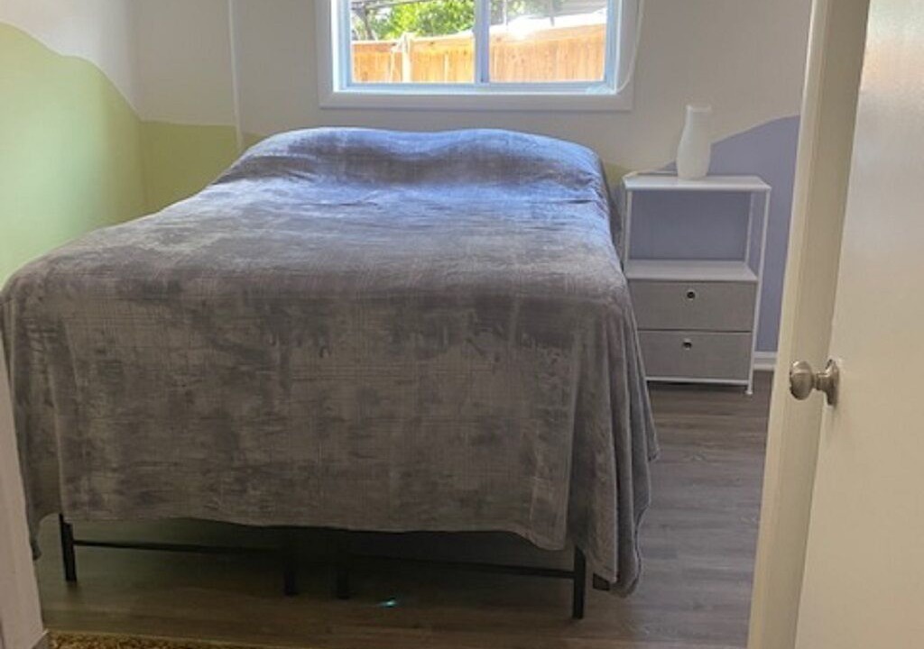 Photo of Bedroom in Aspen Hill
