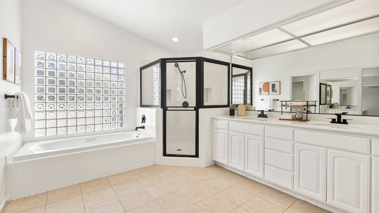 Photo of Bathroom in Palm Desert