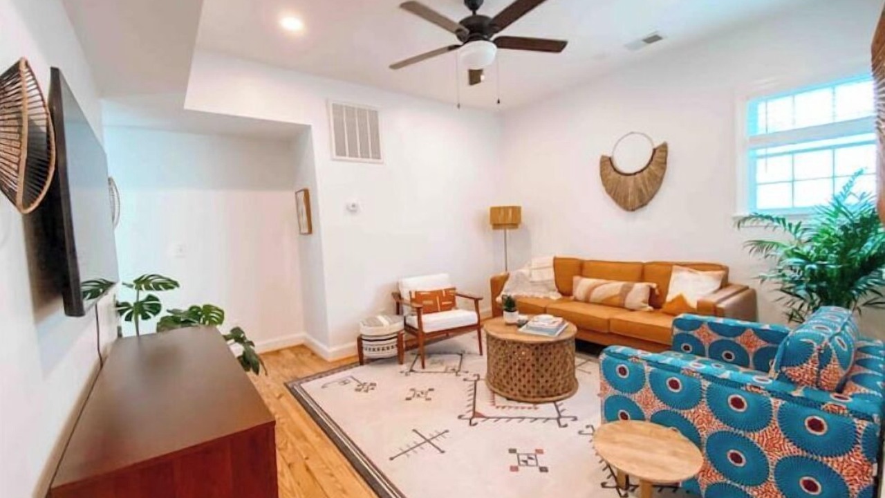 Photo of Livingroom in Westside