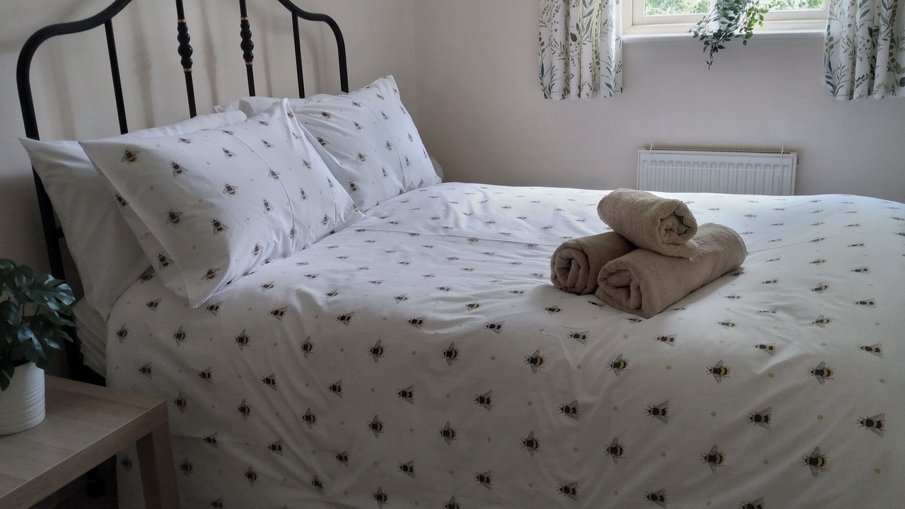 Photo of Bedroom in Bloxham