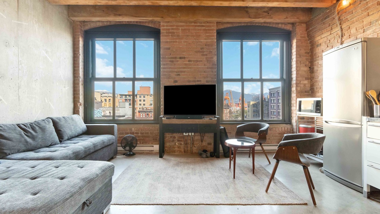 Photo of Livingroom in Gastown