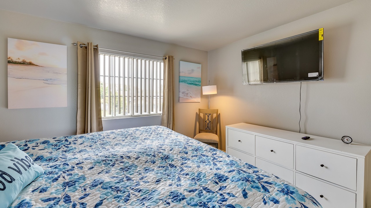 Photo of Bedroom in Lake Elsinore