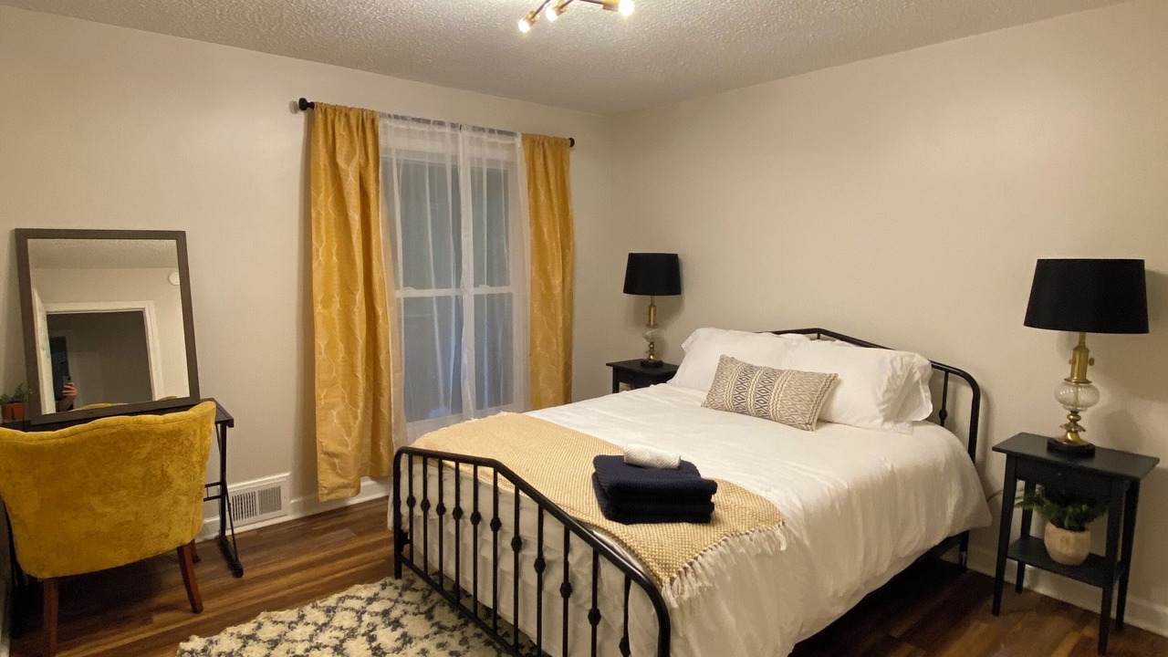 Photo of Bedroom in Boomer