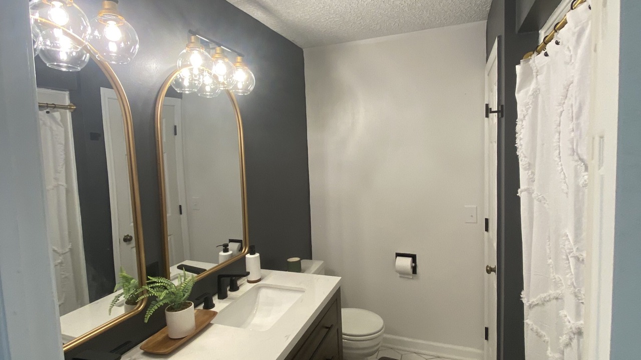 Photo of Bathroom in Boomer