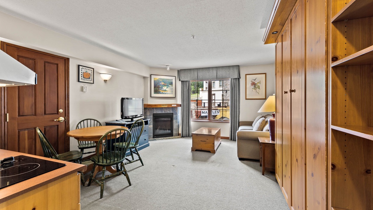 Photo of Livingroom in Sun Peaks
