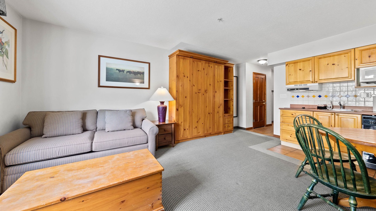 Photo of Livingroom in Sun Peaks