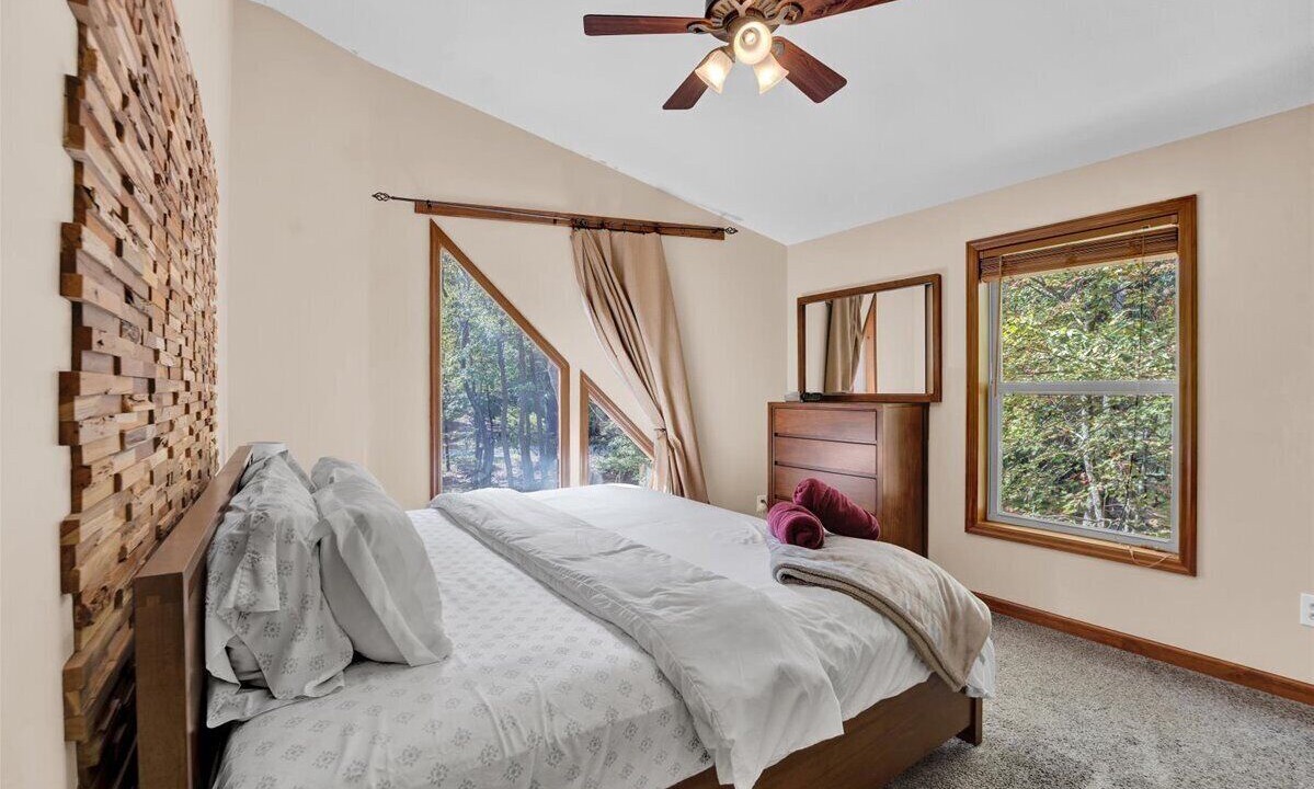 Photo of Others in Lake Harmony Estates