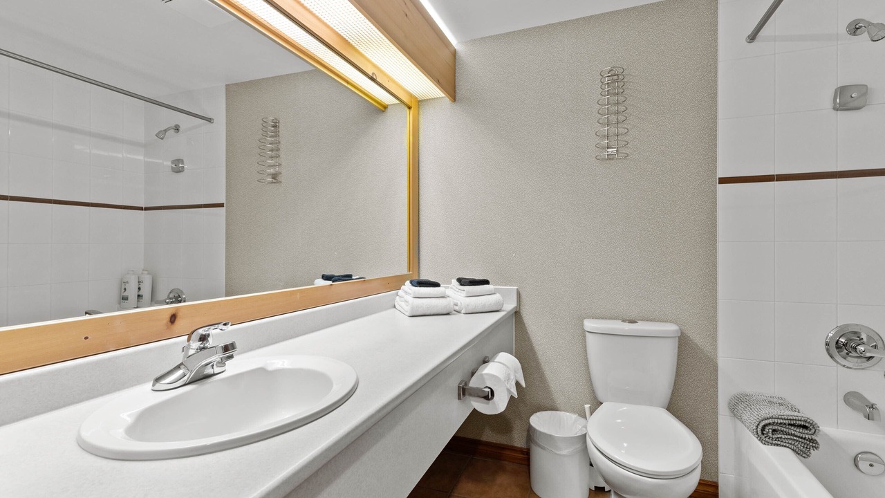 Photo of Bathroom in Fairways
