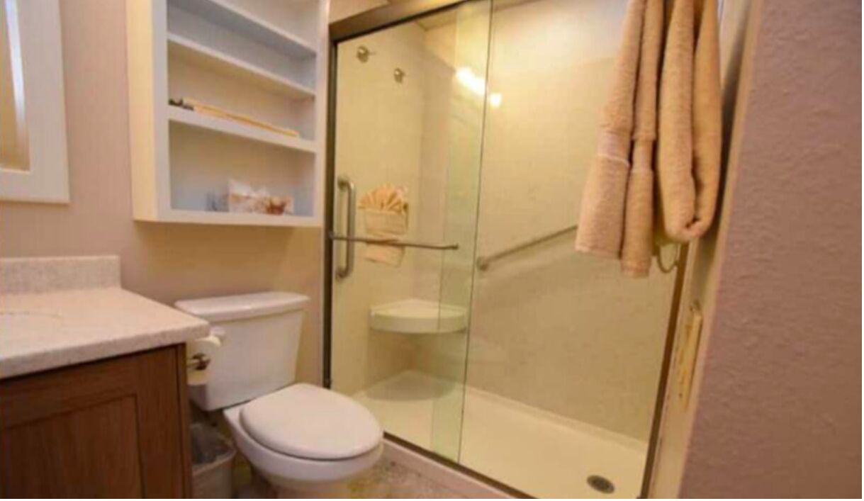 Photo of Bathroom in Laguna Beach