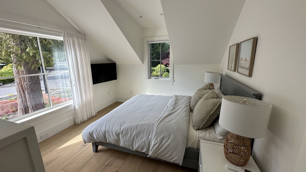Photo of Bedroom in West Vancouver