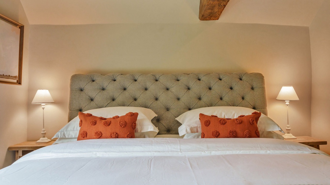 Photo of Bedroom in Enstone