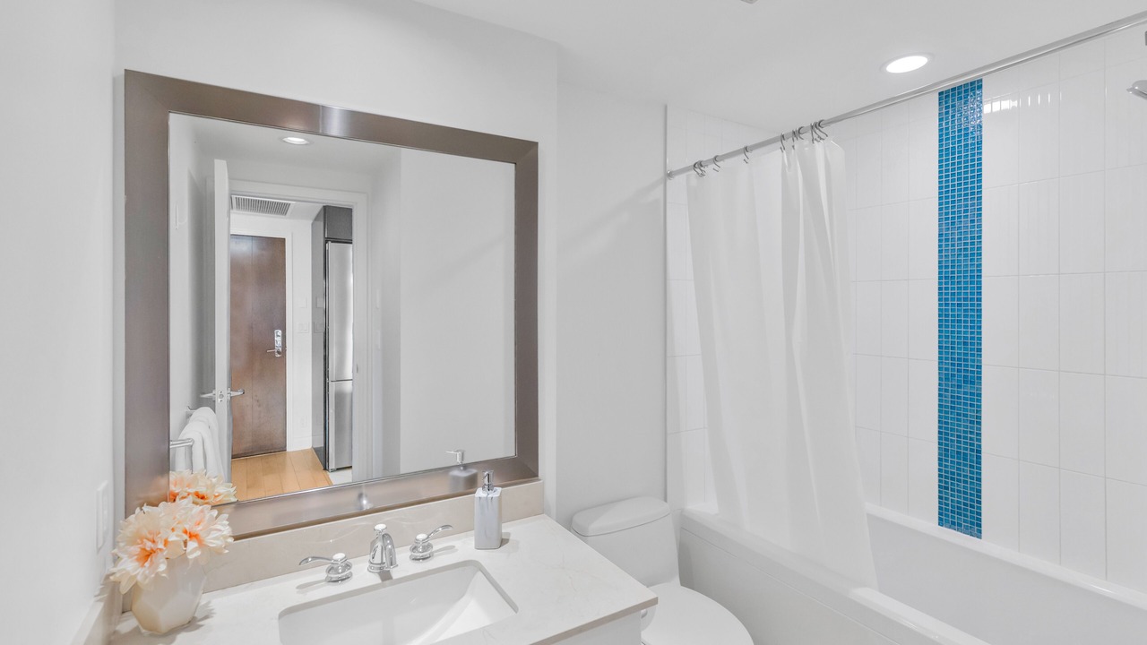 Photo of Bathroom in Lower Lonsdale