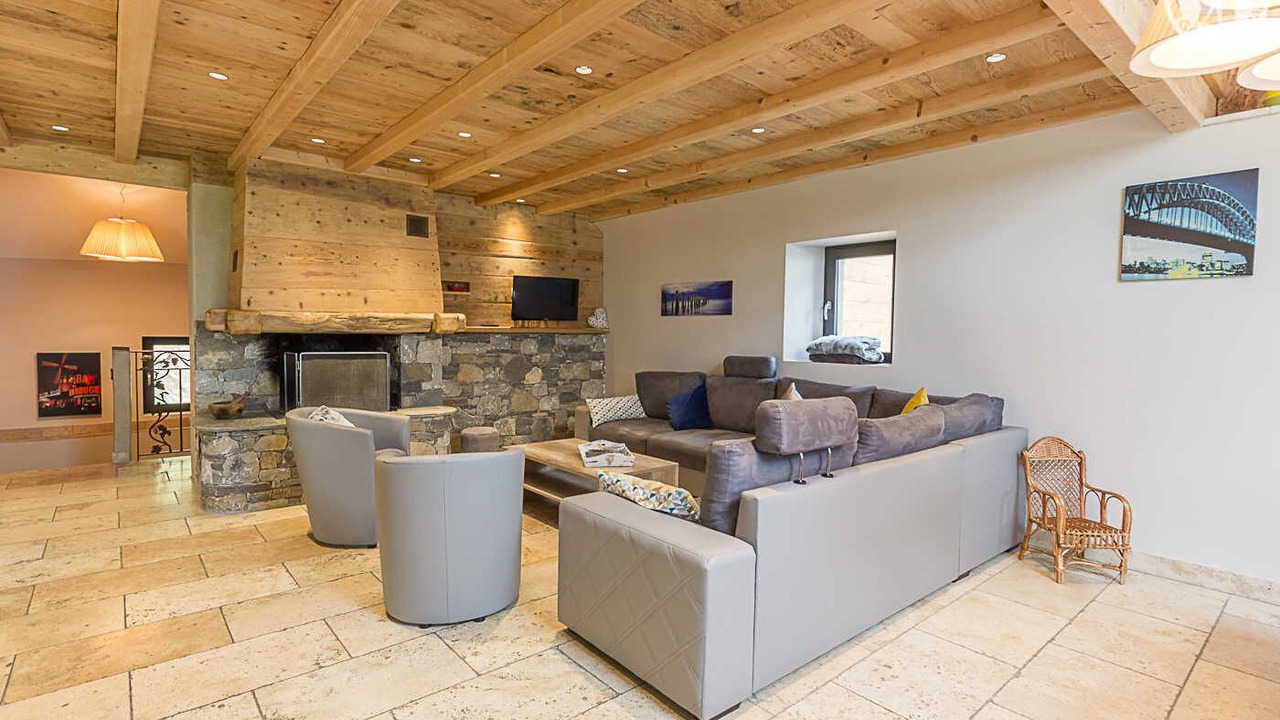Photo of Livingroom in Albertville