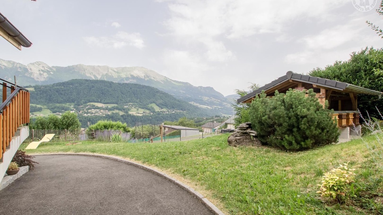 Photo of Outdoor in Venthon