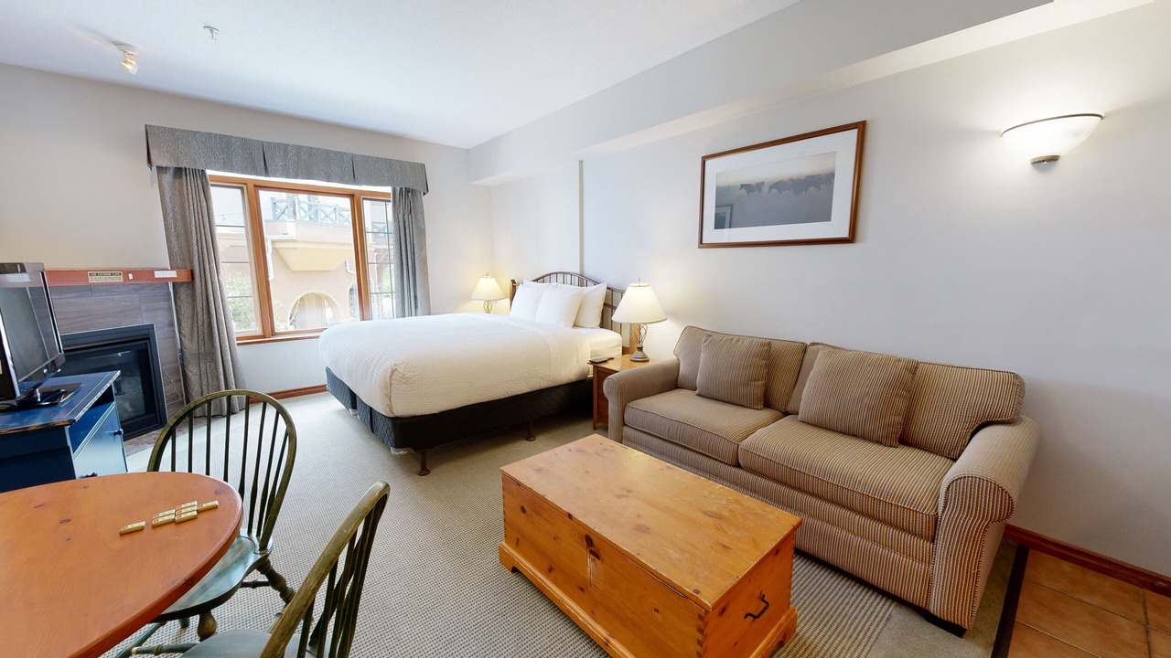 Photo of Livingroom in Sun Peaks