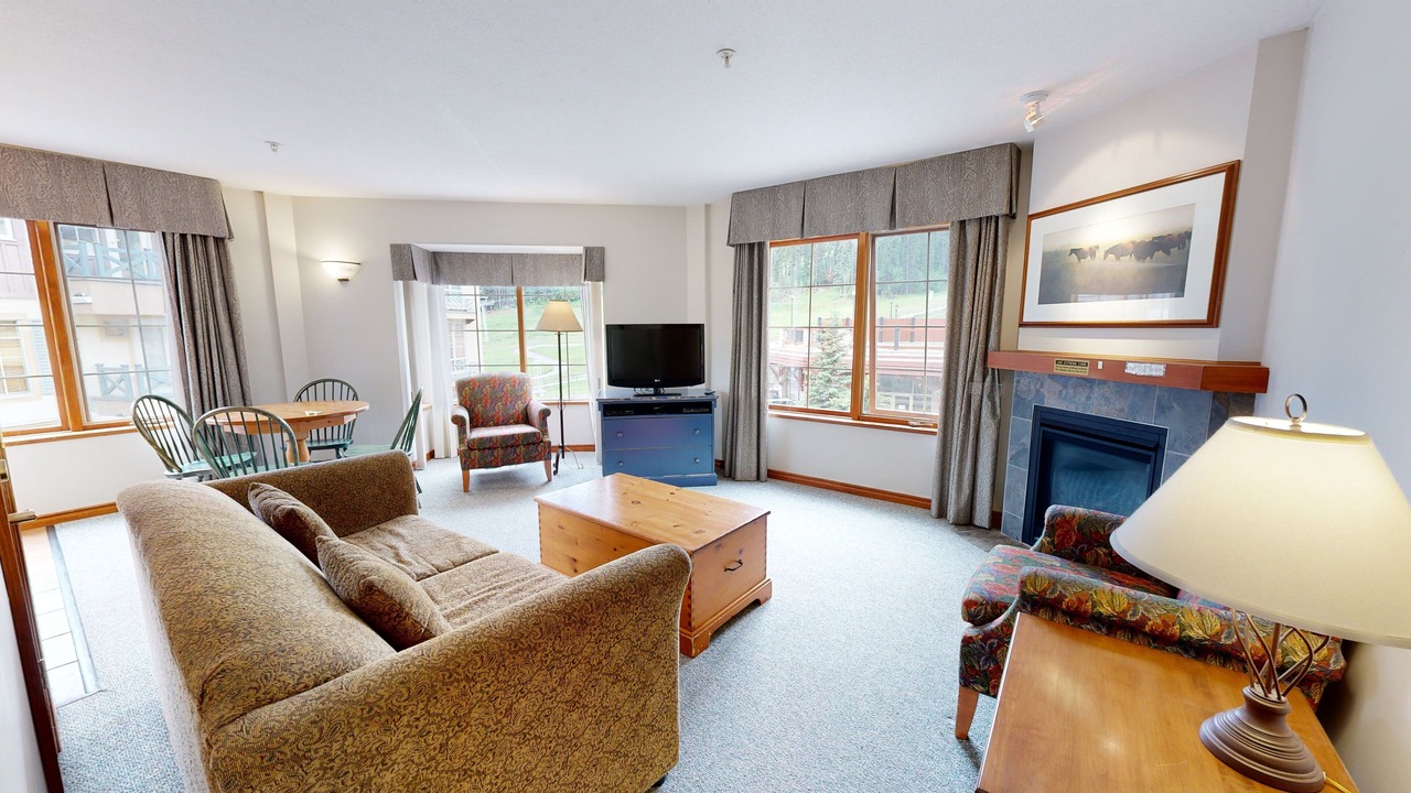 Photo of Livingroom in Sun Peaks